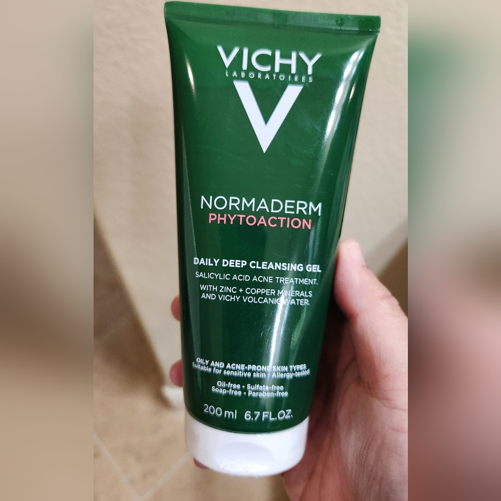 Vichy cleansing gel